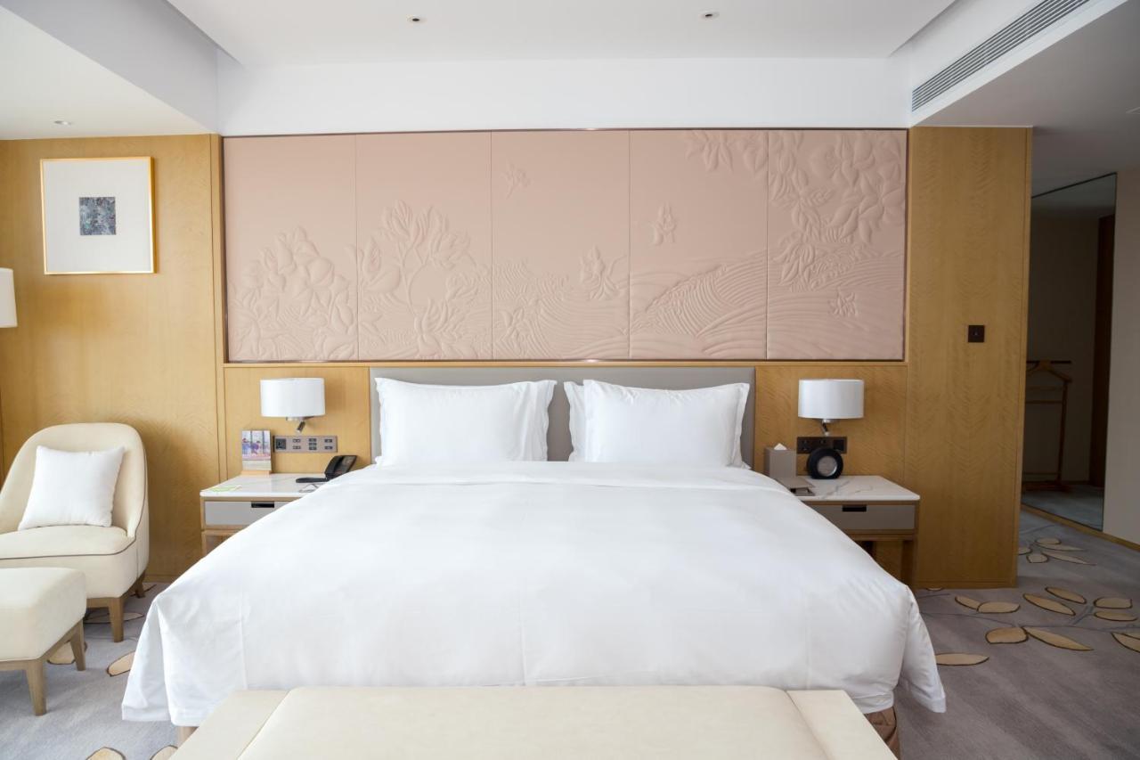 Wyndham Grand Plaza Royale Yuzhou Xiamen Wuyuan Bay Hotel Eksteriør billede